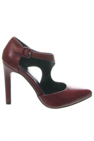 Obuwie damskie Alesya, Rozmiar 36, Kolor Czerwony, Cena 395,40 zł