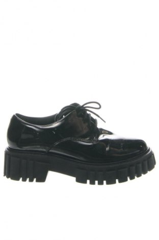 Дамски обувки Clarks, Размер 39, Цвят Черен, Цена 93,99 лв.