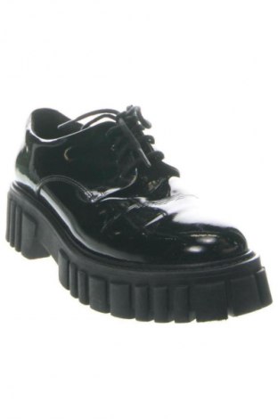 Дамски обувки Clarks, Размер 39, Цвят Черен, Цена 93,99 лв.