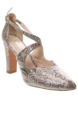 Дамски обувки Gennia, Размер 38, Цвят Многоцветен, Цена 114,00 лв.