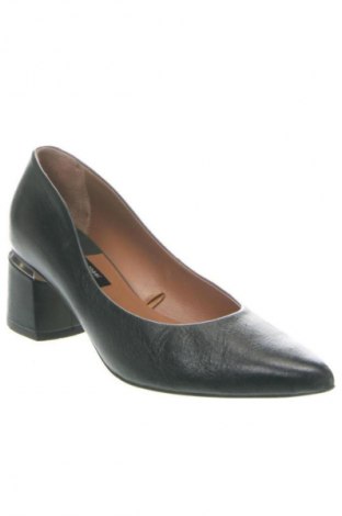 Дамски обувки Gino Rossi, Размер 36, Цвят Зелен, Цена 113,97 лв.