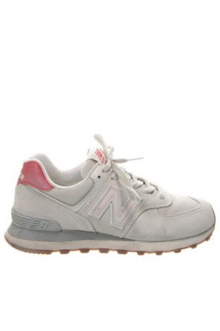 Obuwie damskie New Balance, Rozmiar 41, Kolor Kolorowy, Cena 379,31 zł