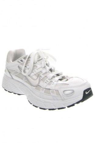 Damenschuhe Nike, Größe 39, Farbe Weiß, Preis 112,99 €