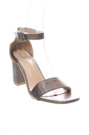 Încălțăminte de damă Unbranded, Mărime 39, Culoare Maro, Preț 106,99 Lei