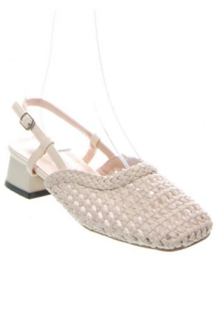 Női cipők Unbranded, Méret 35, Szín Ekrü
, Ár 10 184 Ft