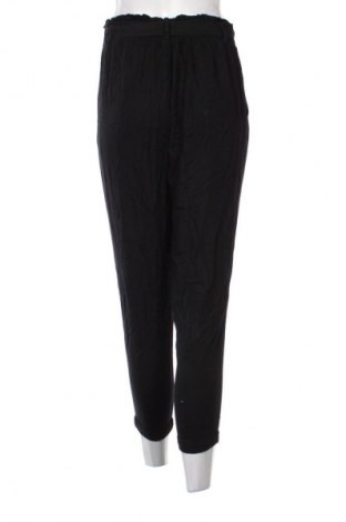 Damskie spodnie Amisu, Rozmiar M, Kolor Czarny, Cena 66,67 zł