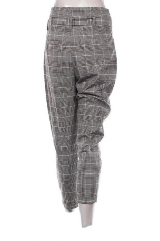 Дамски панталон Bershka, Размер M, Цвят Многоцветен, Цена 17,99 лв.