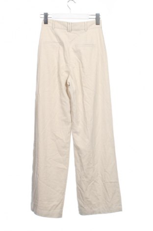 Damenhose Bershka, Größe XS, Farbe Ecru, Preis 9,99 €