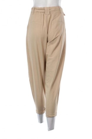 Pantaloni de femei Bershka, Mărime S, Culoare Bej, Preț 92,11 Lei