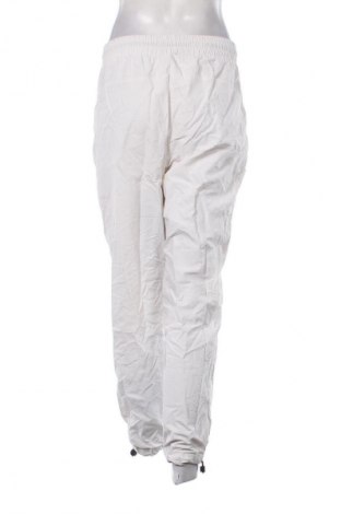 Damskie spodnie Bershka, Rozmiar M, Kolor ecru, Cena 89,66 zł