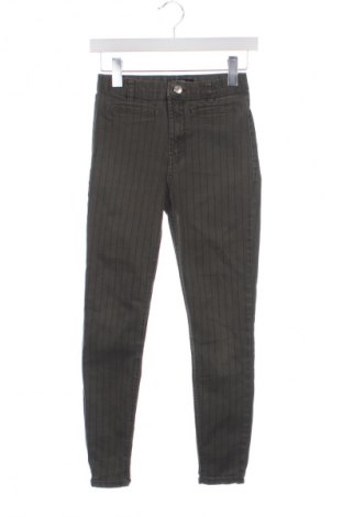 Дамски панталон Bershka, Размер XXS, Цвят Многоцветен, Цена 29,15 лв.