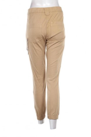Дамски панталон Bershka, Размер S, Цвят Бежов, Цена 28,88 лв.