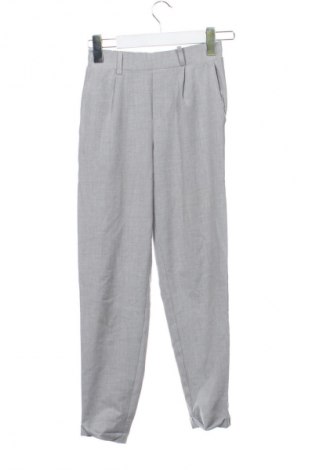 Дамски панталон Bershka, Размер XS, Цвят Сив, Цена 28,88 лв.