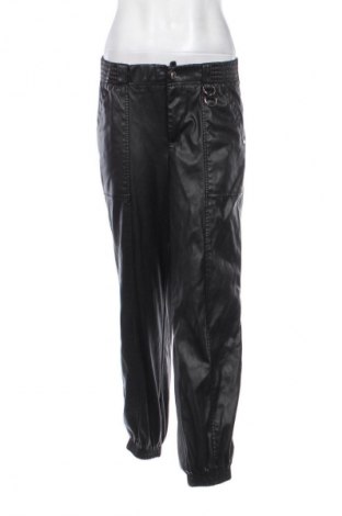 Női nadrág Bershka, Méret S, Szín Fekete, Ár 5 776 Ft