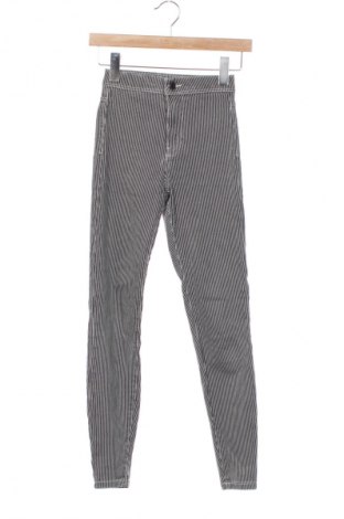 Dámské kalhoty  Bershka, Velikost XXS, Barva Vícebarevné, Cena  522,00 Kč