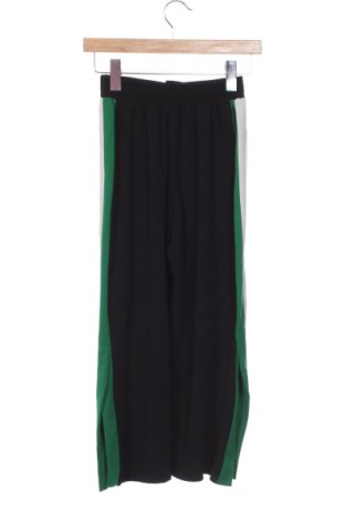 Dámské kalhoty  Bershka, Velikost XS, Barva Černá, Cena  367,00 Kč