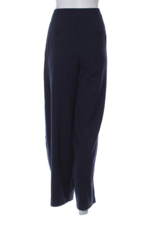 Damskie spodnie Bershka, Rozmiar M, Kolor Niebieski, Cena 66,67 zł