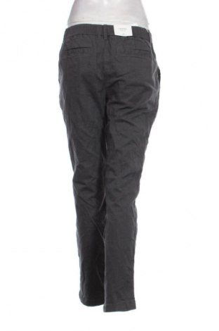 Дамски панталон C&A, Размер XL, Цвят Сив, Цена 20,99 лв.