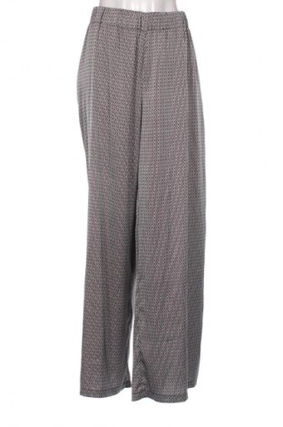 Дамски панталон Caramela, Размер XL, Цвят Многоцветен, Цена 16,99 лв.