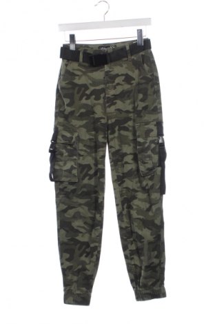 Дамски панталон Fb Sister, Размер XS, Цвят Многоцветен, Цена 28,88 лв.