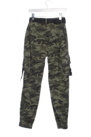 Дамски панталон Fb Sister, Размер XS, Цвят Многоцветен, Цена 28,88 лв.