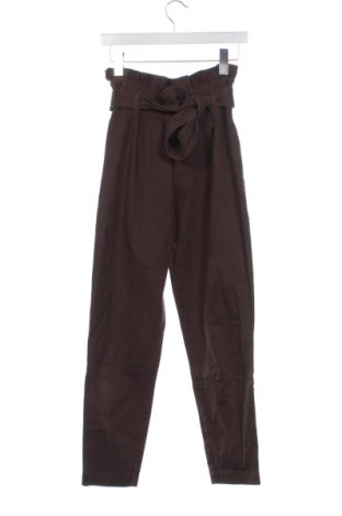 Дамски панталон H&M, Размер XS, Цвят Зелен, Цена 29,15 лв.