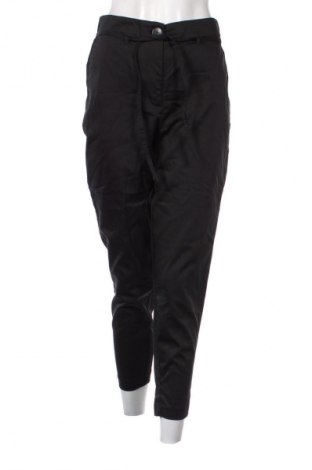 Pantaloni de femei Mohito, Mărime S, Culoare Negru, Preț 76,00 Lei