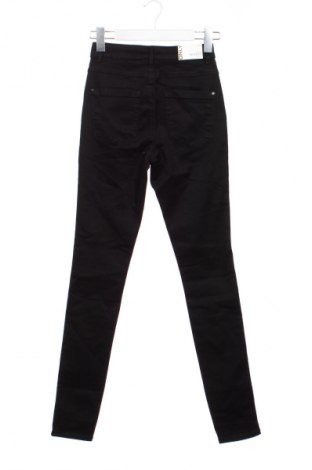 Дамски панталон ONLY, Размер XXS, Цвят Черен, Цена 62,99 лв.