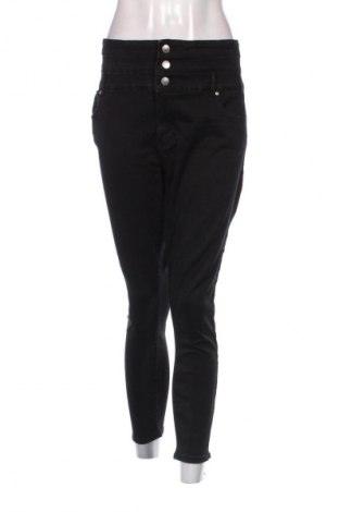 Dámské kalhoty  ONLY, Velikost XXL, Barva Černá, Cena  342,00 Kč