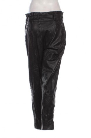 Pantaloni de femei ONLY, Mărime M, Culoare Negru, Preț 102,99 Lei