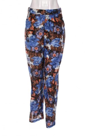 Дамски панталон ONLY, Размер M, Цвят Многоцветен, Цена 62,56 лв.