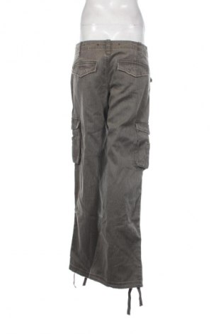 Дамски панталон O'neill, Размер L, Цвят Кафяв, Цена 40,99 лв.