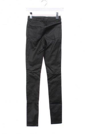 Γυναικείο παντελόνι Pieces, Μέγεθος XS, Χρώμα Μαύρο, Τιμή 11,99 €