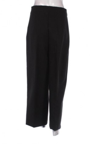 Дамски панталон Reserved, Размер L, Цвят Черен, Цена 48,00 лв.