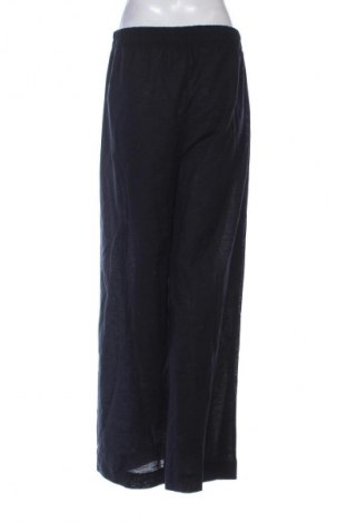 Дамски панталон Reserved, Размер L, Цвят Черен, Цена 46,00 лв.