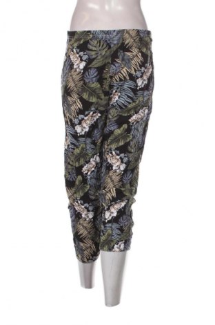 Дамски панталон SHEIN, Размер M, Цвят Многоцветен, Цена 16,99 лв.