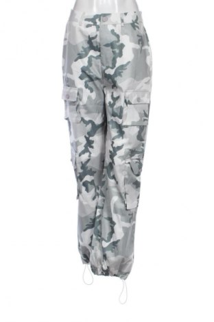 Damenhose SHEIN, Größe M, Farbe Mehrfarbig, Preis 31,71 €