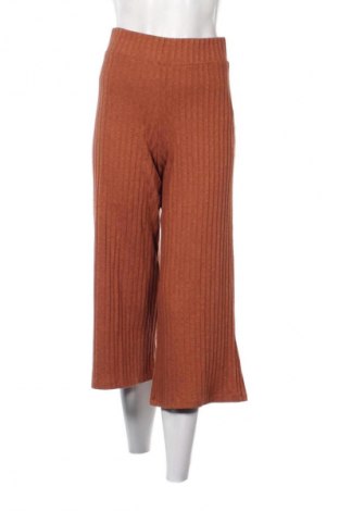 Pantaloni de femei Stradivarius, Mărime S, Culoare Maro, Preț 76,00 Lei