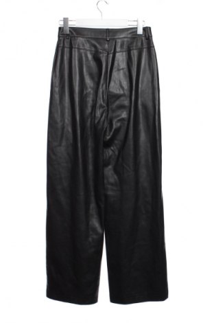 Дамски панталон Stradivarius, Размер M, Цвят Черен, Цена 29,15 лв.