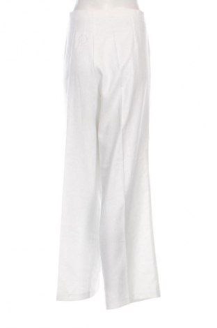 Дамски панталон Unbranded, Размер 3XL, Цвят Бял, Цена 29,15 лв.