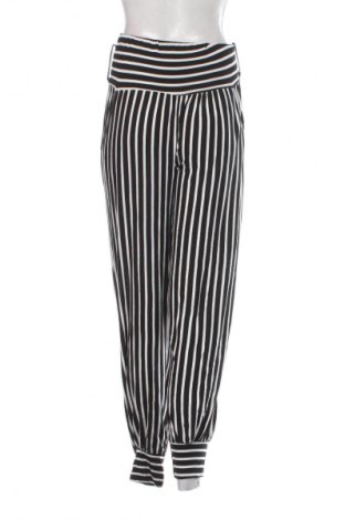 Γυναικείο παντελόνι Unbranded, Μέγεθος S, Χρώμα Πολύχρωμο, Τιμή 10,99 €