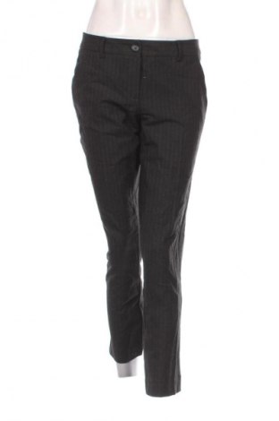 Дамски панталон United Colors Of Benetton, Размер M, Цвят Черен, Цена 41,99 лв.