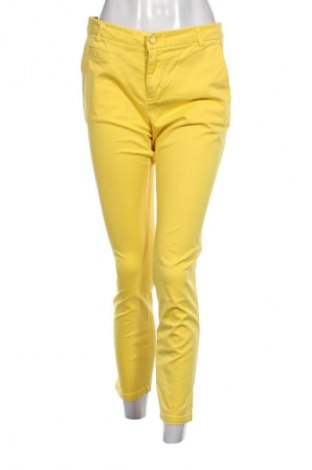 Dámské kalhoty  United Colors Of Benetton, Velikost M, Barva Žlutá, Cena  519,00 Kč