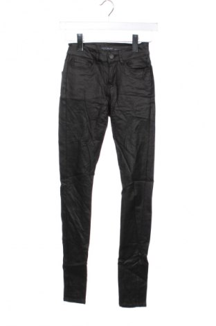 Pantaloni de femei Vero Moda, Mărime XXS, Culoare Negru, Preț 56,99 Lei