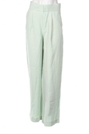 Pantaloni de femei Zara, Mărime S, Culoare Verde, Preț 192,00 Lei