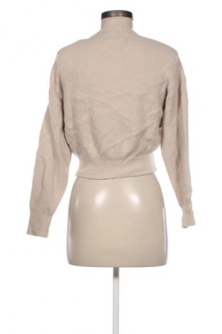 Дамски пуловер Bershka, Размер XS, Цвят Екрю, Цена 15,99 лв.