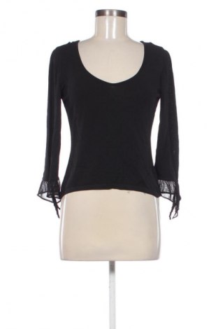 Dámský svetr Escada, Velikost S, Barva Černá, Cena  700,00 Kč