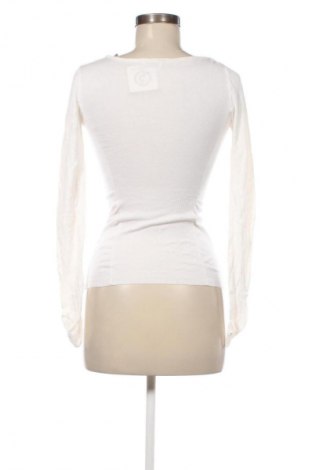 Női pulóver Guess, Méret XS, Szín Fehér, Ár 7 079 Ft