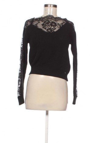 Дамски пуловер Guess, Размер XS, Цвят Черен, Цена 68,02 лв.
