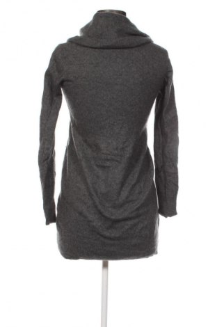 Дамски пуловер Luca Stefani, Размер L, Цвят Сив, Цена 63,99 лв.